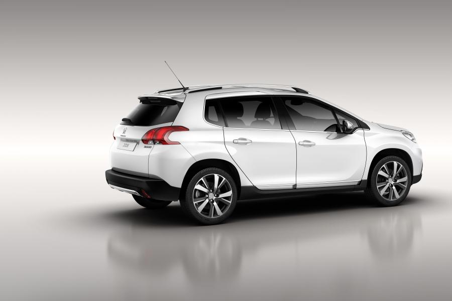  Peugeot 2008 2013 года  (фото 9 из 51)